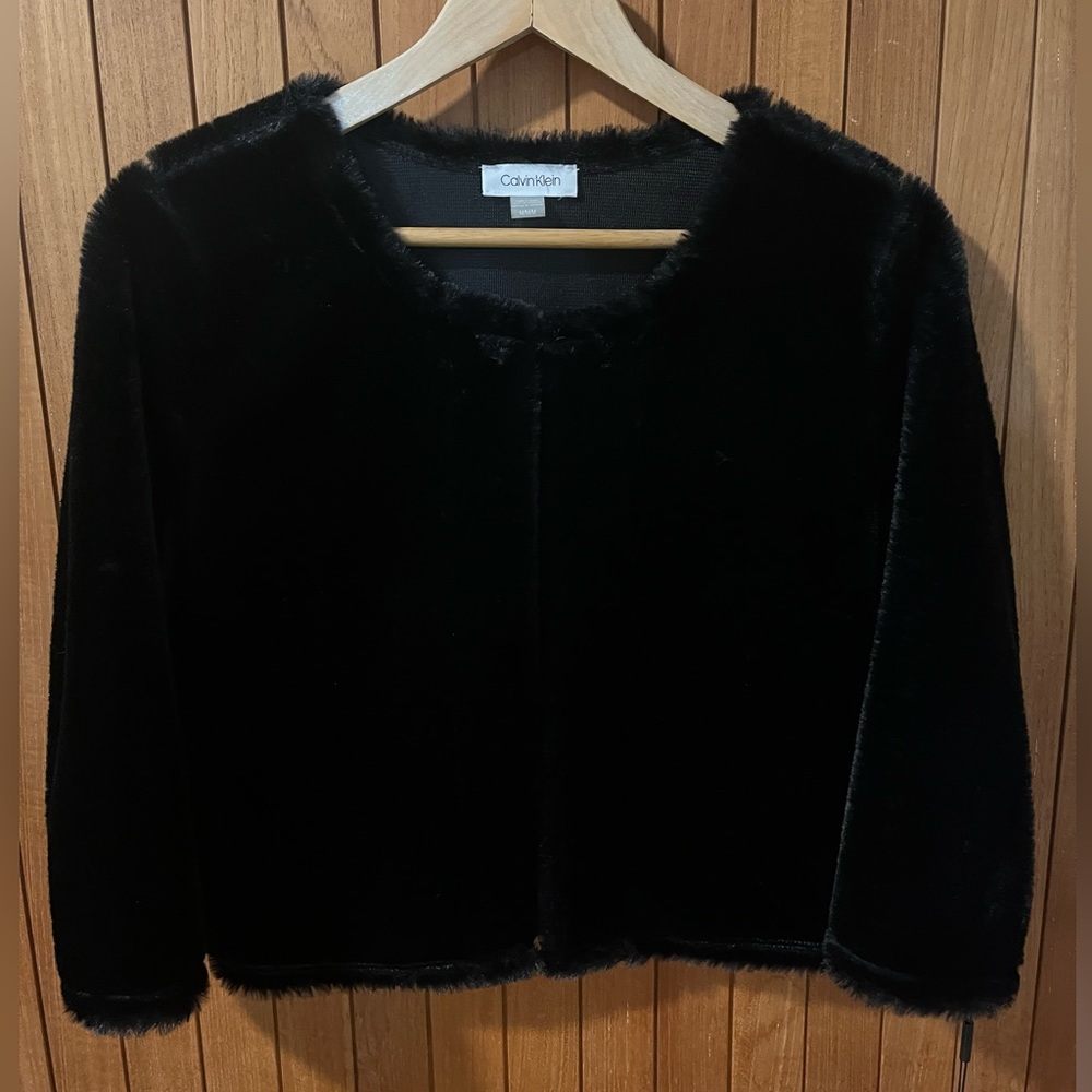 NWT Calvin Klein Faux Fur Cropped Jacket Size Medium
